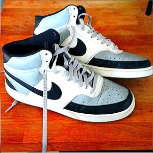 Nike AIRFORCEMen's Black and Gray High-Top Sneakers